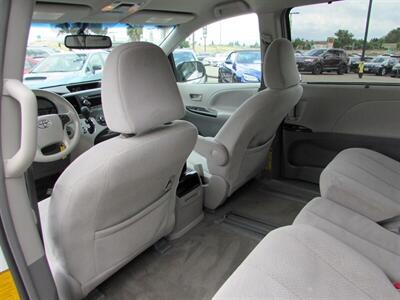 2013 Toyota Sienna LE 8-Passenger   - Photo 21 - Dublin, CA 94568