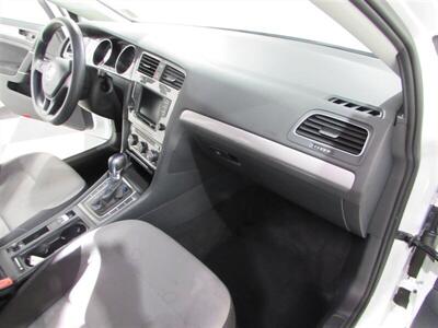 2016 Volkswagen e-Golf SE   - Photo 62 - Dublin, CA 94568