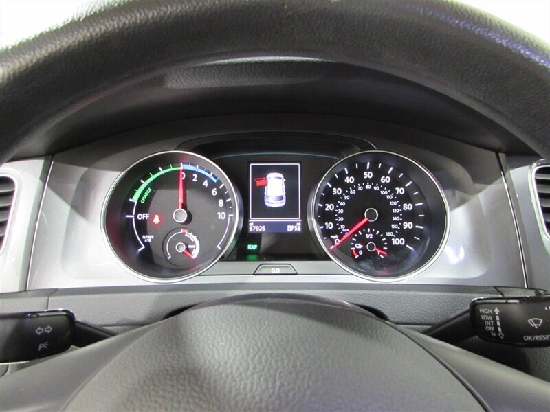 2016 Volkswagen e-Golf SE   - Photo 34 - Dublin, CA 94568