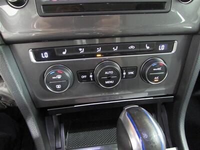 2016 Volkswagen e-Golf SE   - Photo 44 - Dublin, CA 94568