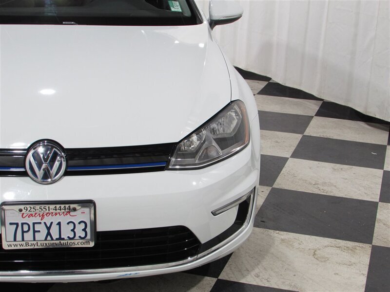 2016 Volkswagen e-Golf SE   - Photo 18 - Dublin, CA 94568