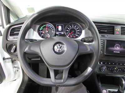 2016 Volkswagen e-Golf SE   - Photo 16 - Dublin, CA 94568