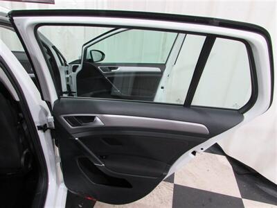 2016 Volkswagen e-Golf SE   - Photo 70 - Dublin, CA 94568