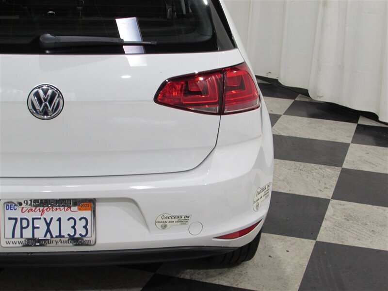 2016 Volkswagen e-Golf SE   - Photo 22 - Dublin, CA 94568