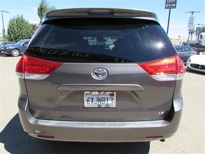 2012 Toyota Sienna LE 8-Passenger - Photo 6 - Dublin, CA 94568