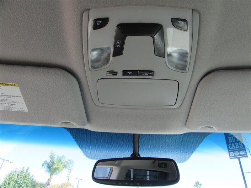 2012 Toyota Sienna LE 8-Passenger - Photo 19 - Dublin, CA 94568