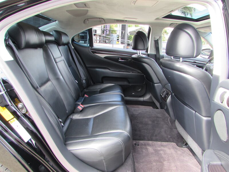 2013 Lexus LS 460 L - Photo 28 - Dublin, CA 94568