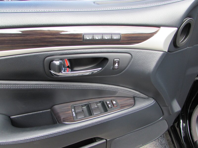 2013 Lexus LS 460 L - Photo 22 - Dublin, CA 94568