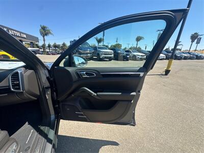 2016 Porsche Cayenne   - Photo 22 - Dublin, CA 94568