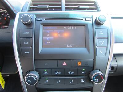 2015 Toyota Camry SE   - Photo 16 - Dublin, CA 94568