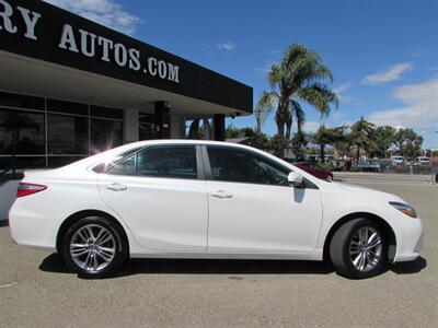 2015 Toyota Camry SE   - Photo 7 - Dublin, CA 94568