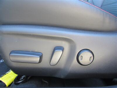 2015 Toyota Camry SE   - Photo 10 - Dublin, CA 94568