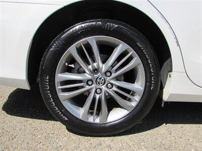 2015 Toyota Camry SE   - Photo 31 - Dublin, CA 94568