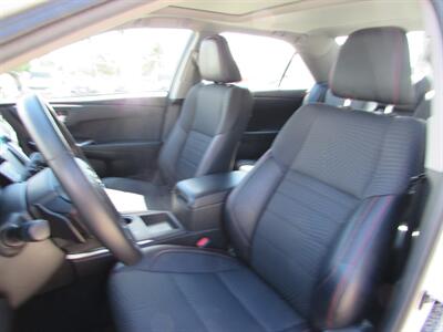 2015 Toyota Camry SE   - Photo 9 - Dublin, CA 94568
