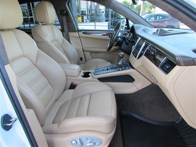 2016 Porsche Macan Turbo   - Photo 31 - Dublin, CA 94568