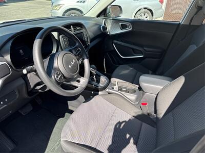 2023 Kia Soul LX - Photo 10 - Dublin, CA 94568