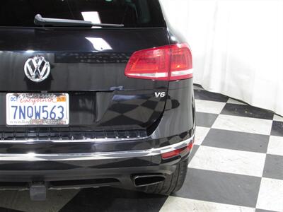 2016 Volkswagen Touareg VR6 Lux   - Photo 11 - Dublin, CA 94568