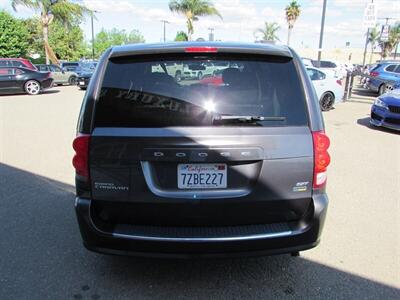 2017 Dodge Grand Caravan SXT   - Photo 7 - Dublin, CA 94568