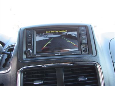 2017 Dodge Grand Caravan SXT   - Photo 20 - Dublin, CA 94568