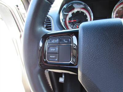 2017 Dodge Grand Caravan SXT   - Photo 16 - Dublin, CA 94568