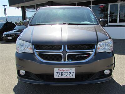2017 Dodge Grand Caravan SXT   - Photo 2 - Dublin, CA 94568