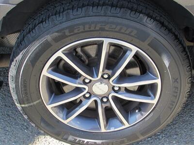 2017 Dodge Grand Caravan SXT   - Photo 36 - Dublin, CA 94568