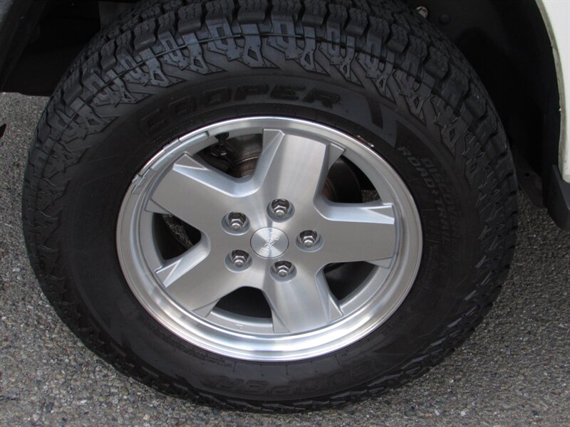 2004 Jeep Liberty Sport - Photo 31 - Dublin, CA 94568