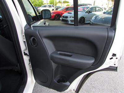 2004 Jeep Liberty Sport - Photo 26 - Dublin, CA 94568