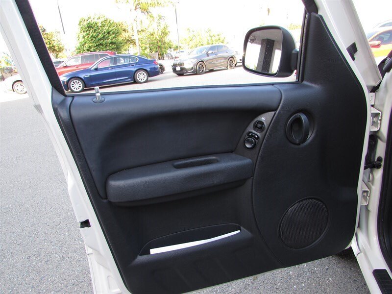 2004 Jeep Liberty Sport - Photo 8 - Dublin, CA 94568