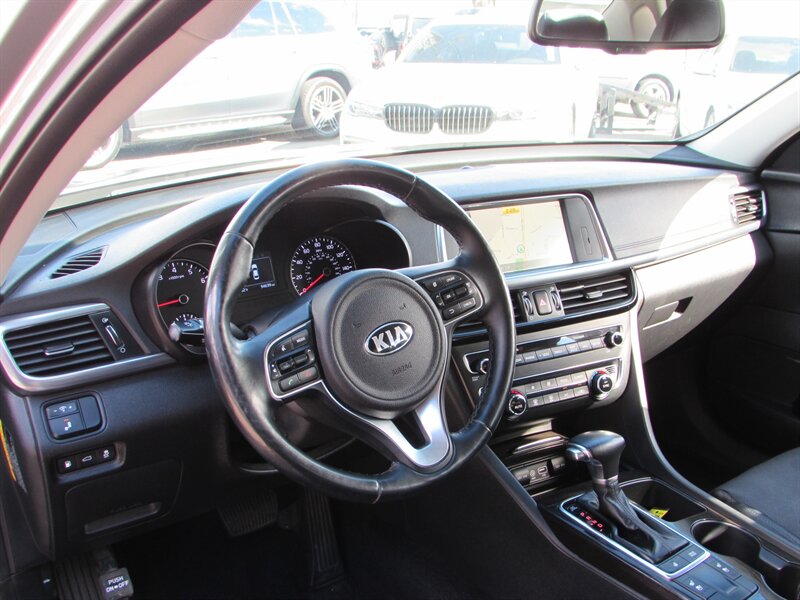 2016 Kia Optima EX - Photo 6 - Dublin, CA 94568