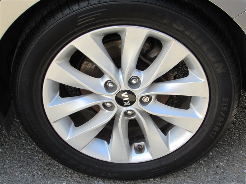 2016 Kia Optima EX - Photo 28 - Dublin, CA 94568