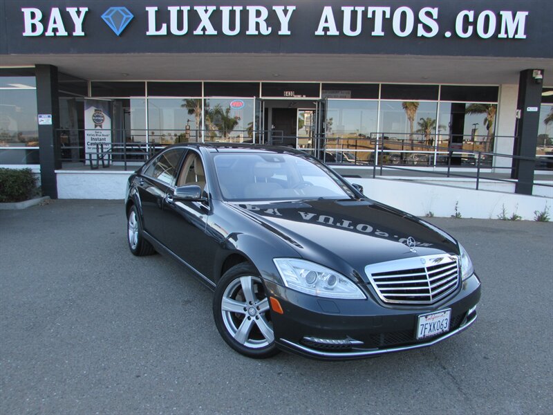 2011 Mercedes-Benz S-Class S 550 4MATIC