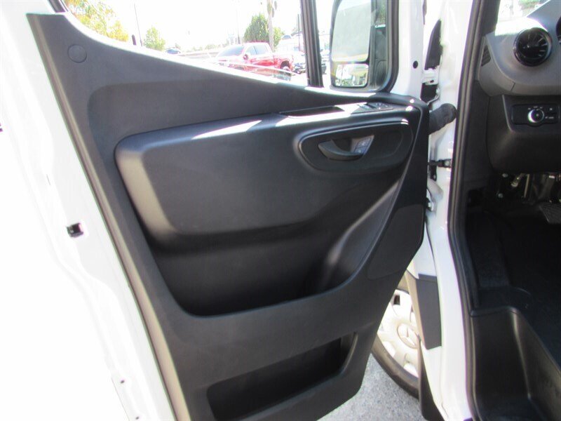 2023 Mercedes-Benz Sprinter 2500 - Photo 9 - Dublin, CA 94568