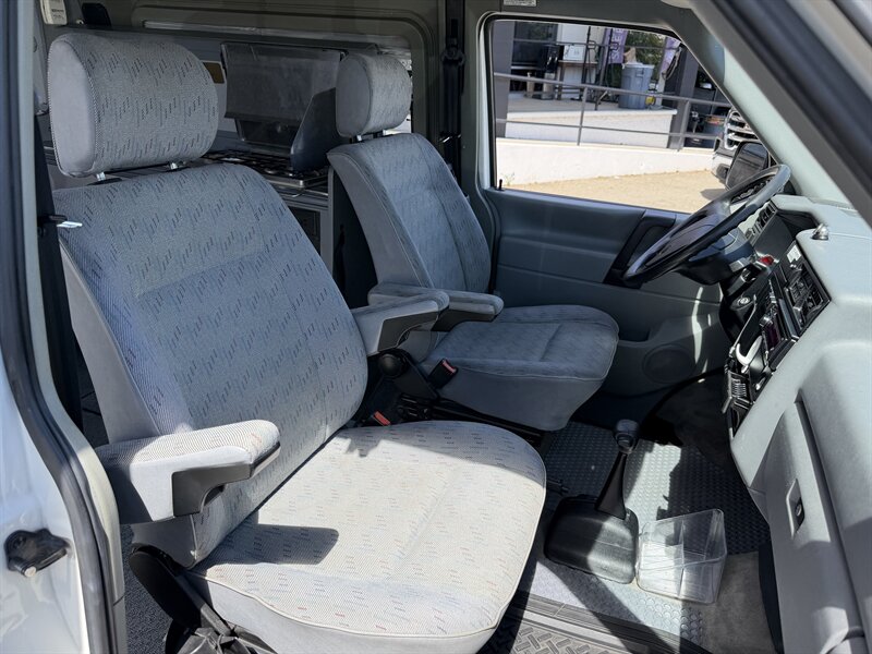 1995 Volkswagen EuroVan Campmobile - Photo 31 - Dublin, CA 94568