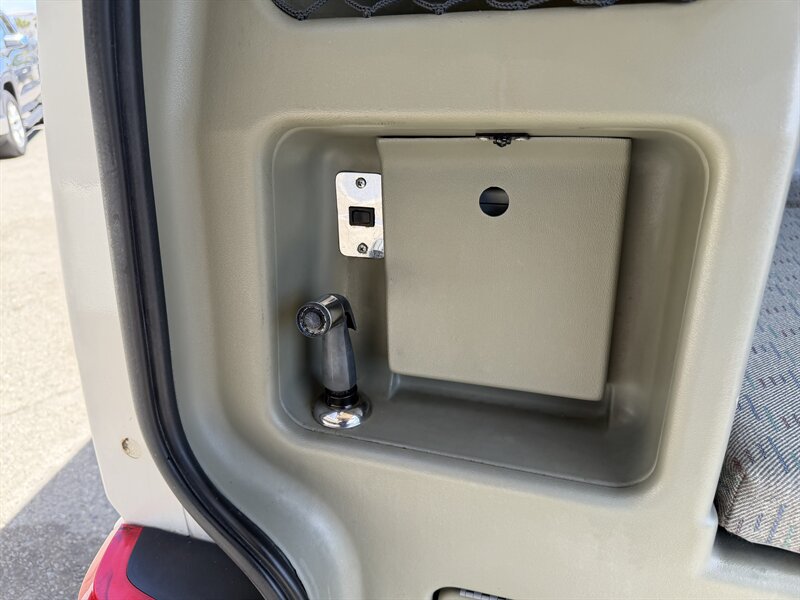 1995 Volkswagen EuroVan Campmobile - Photo 29 - Dublin, CA 94568