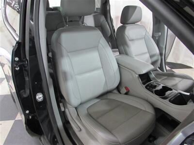 2023 GMC Acadia SLT   - Photo 35 - Dublin, CA 94568