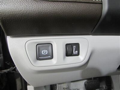 2023 GMC Acadia SLT   - Photo 12 - Dublin, CA 94568