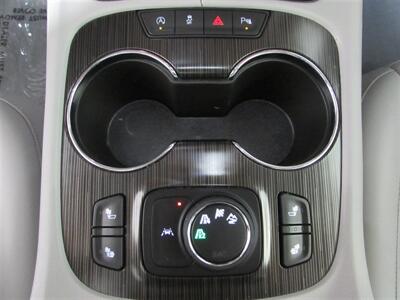 2023 GMC Acadia SLT   - Photo 21 - Dublin, CA 94568