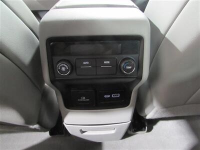 2023 GMC Acadia SLT   - Photo 28 - Dublin, CA 94568