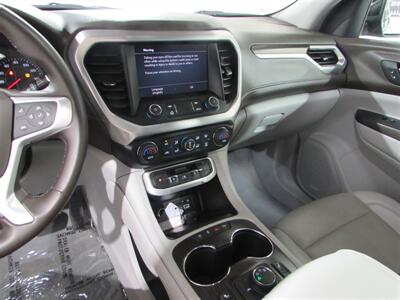 2023 GMC Acadia SLT   - Photo 18 - Dublin, CA 94568