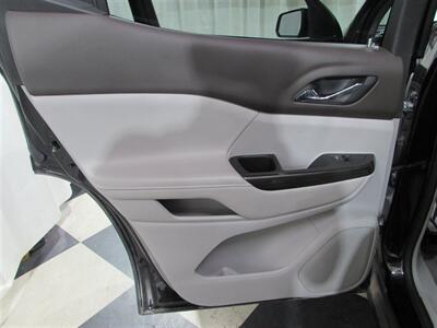 2023 GMC Acadia SLT   - Photo 24 - Dublin, CA 94568