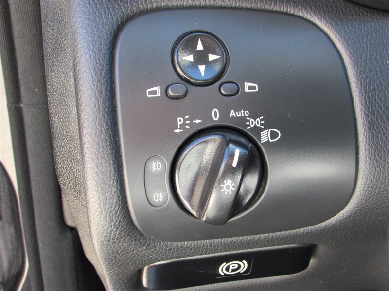 2006 Mercedes-Benz C 230 Sport - Photo 18 - Dublin, CA 94568
