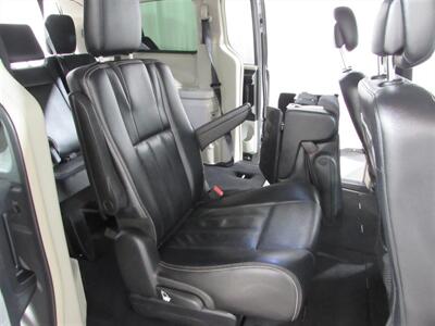 2014 Chrysler Town & Country Touring   - Photo 21 - Dublin, CA 94568