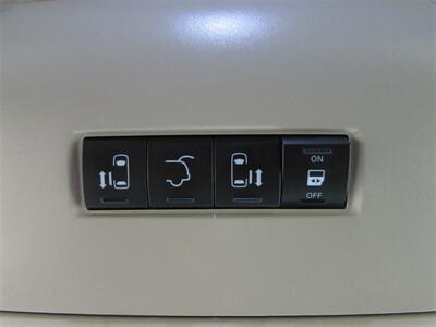 2014 Chrysler Town & Country Touring   - Photo 16 - Dublin, CA 94568