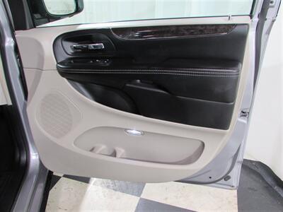 2014 Chrysler Town & Country Touring   - Photo 29 - Dublin, CA 94568