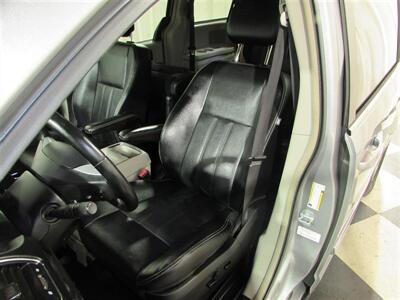 2014 Chrysler Town & Country Touring   - Photo 8 - Dublin, CA 94568