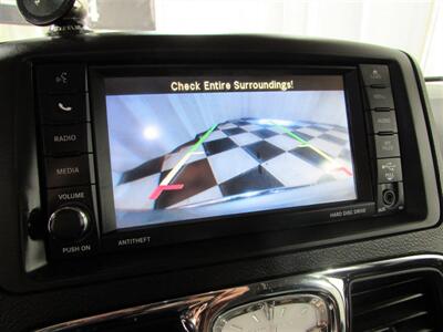 2014 Chrysler Town & Country Touring   - Photo 14 - Dublin, CA 94568
