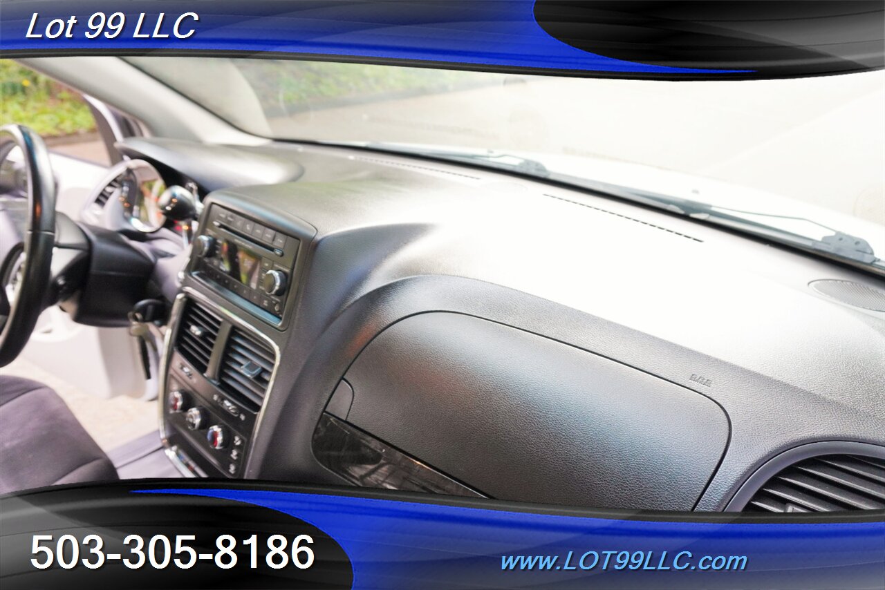 2014 RAM C/V Tradesman Grand Caravan Cargo 120K 2 OWNERS   - Photo 23 - Milwaukie, OR 97267