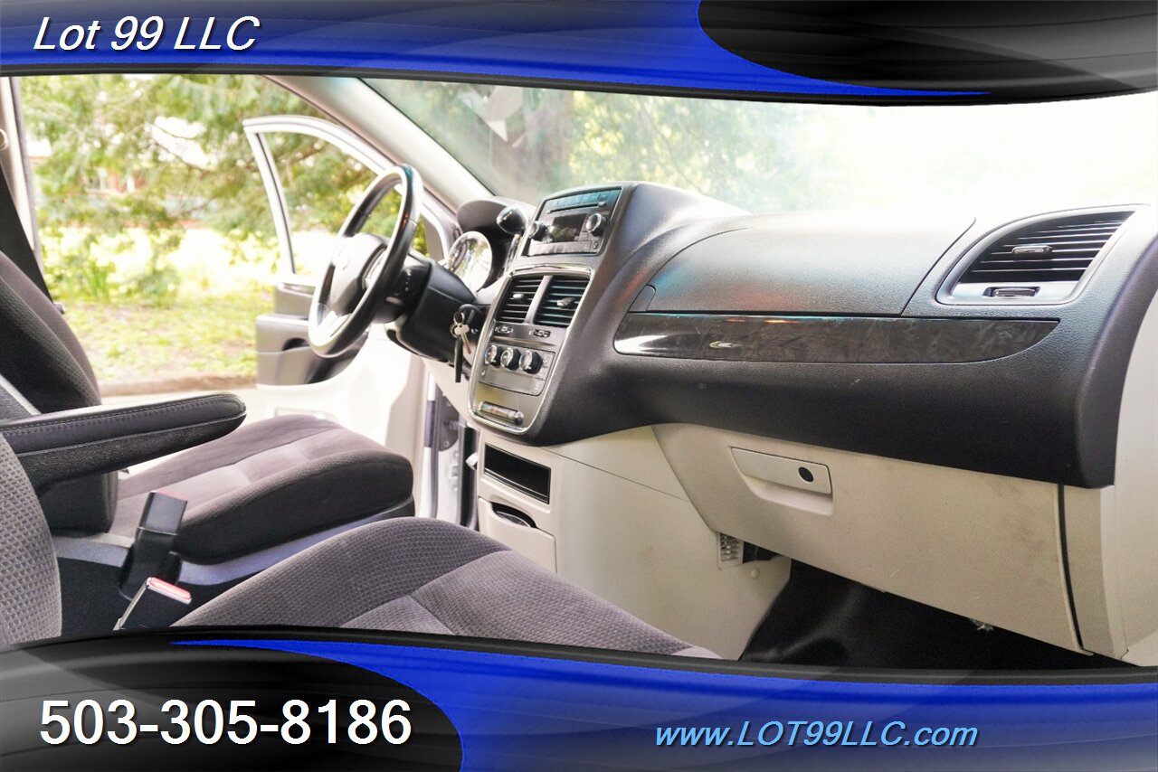 2014 RAM C/V Tradesman Grand Caravan Cargo 120K 2 OWNERS   - Photo 29 - Milwaukie, OR 97267