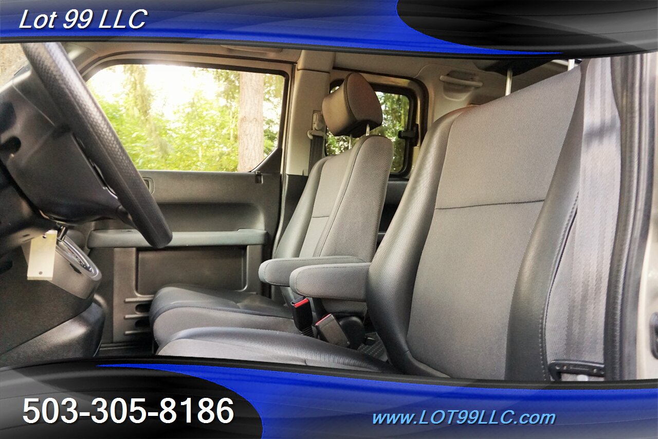 2004 Honda Element EX AWD Sport 2.4L Auto FOLDING Rear Seat 2 OWNERS   - Photo 12 - Milwaukie, OR 97267